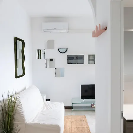 Vivace Bilocale Con Vista Sul Naviglio -mirable Pm Lägenhet